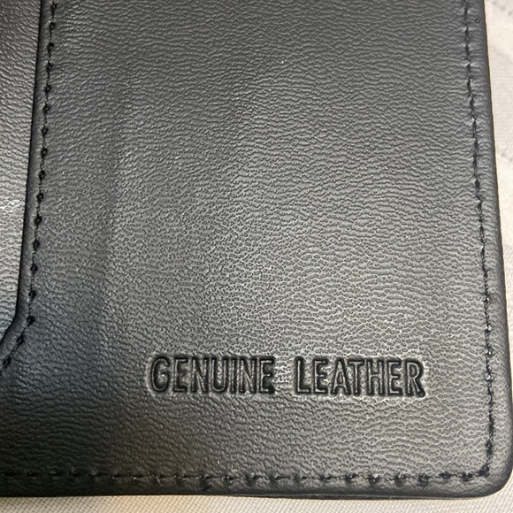 Black Textured Genuine Leather Womens Wallet - 12 Card Slots -2 Zip Pockets NWOT - Picture 5 of 9